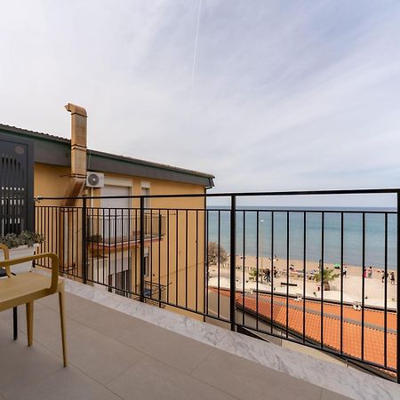 B&B Le Suites Di Costanza Cefalu Exterior photo